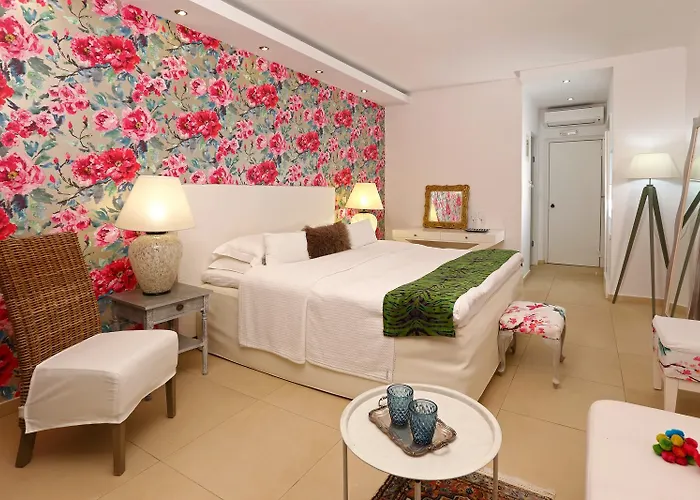 酒店 Mare Monte Small Boutique 3*