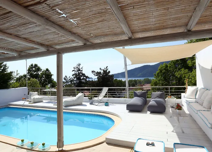Mare Monte Small Boutique 3* כריסי אמודיה