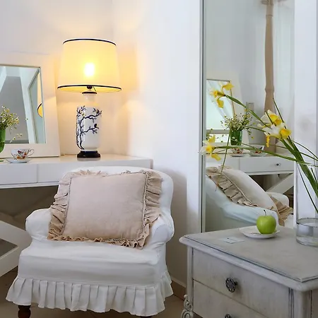 Mare Monte Small Boutique Hotel 3*