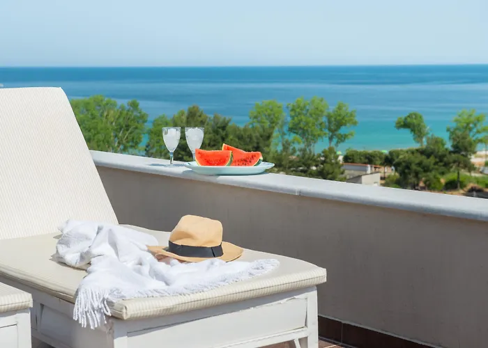 Mare Monte Small Boutique Хриси-Амудия